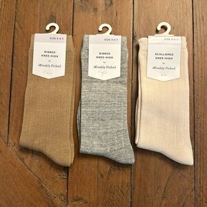 Freshly Picked Ribbed Knee-High socks size 3-4Y